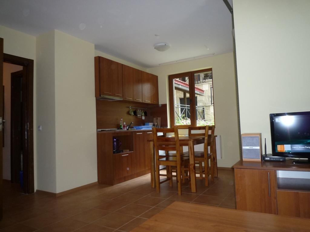 Ski Apartment In Castle Complex Пампорово Номер фото